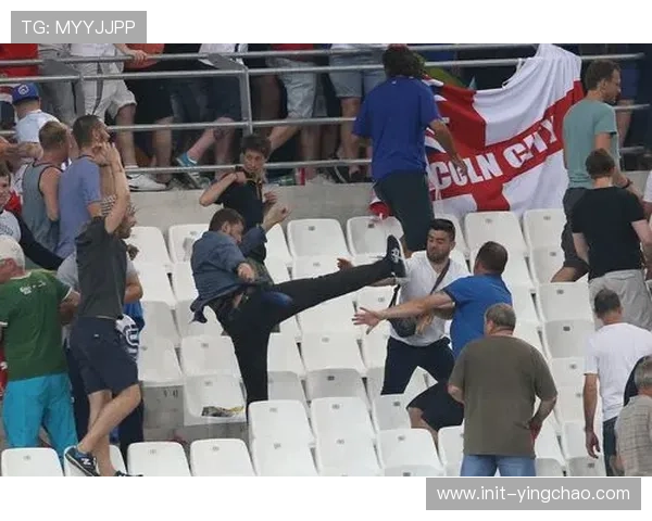 英国法案引入足球流氓防范措施 观赛环境大幅改善 英国法案引入足球流氓防范措施 观赛环境大幅改善