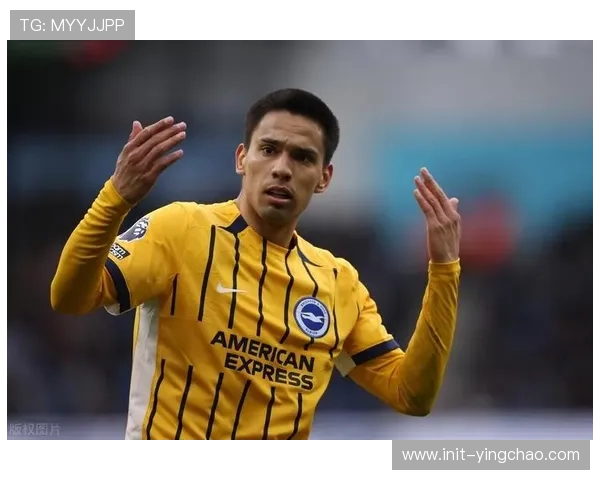 布莱顿俱乐部就青训合影事件引发争议公开道歉 布莱顿俱乐部就青训合影事件引发争议公开道歉